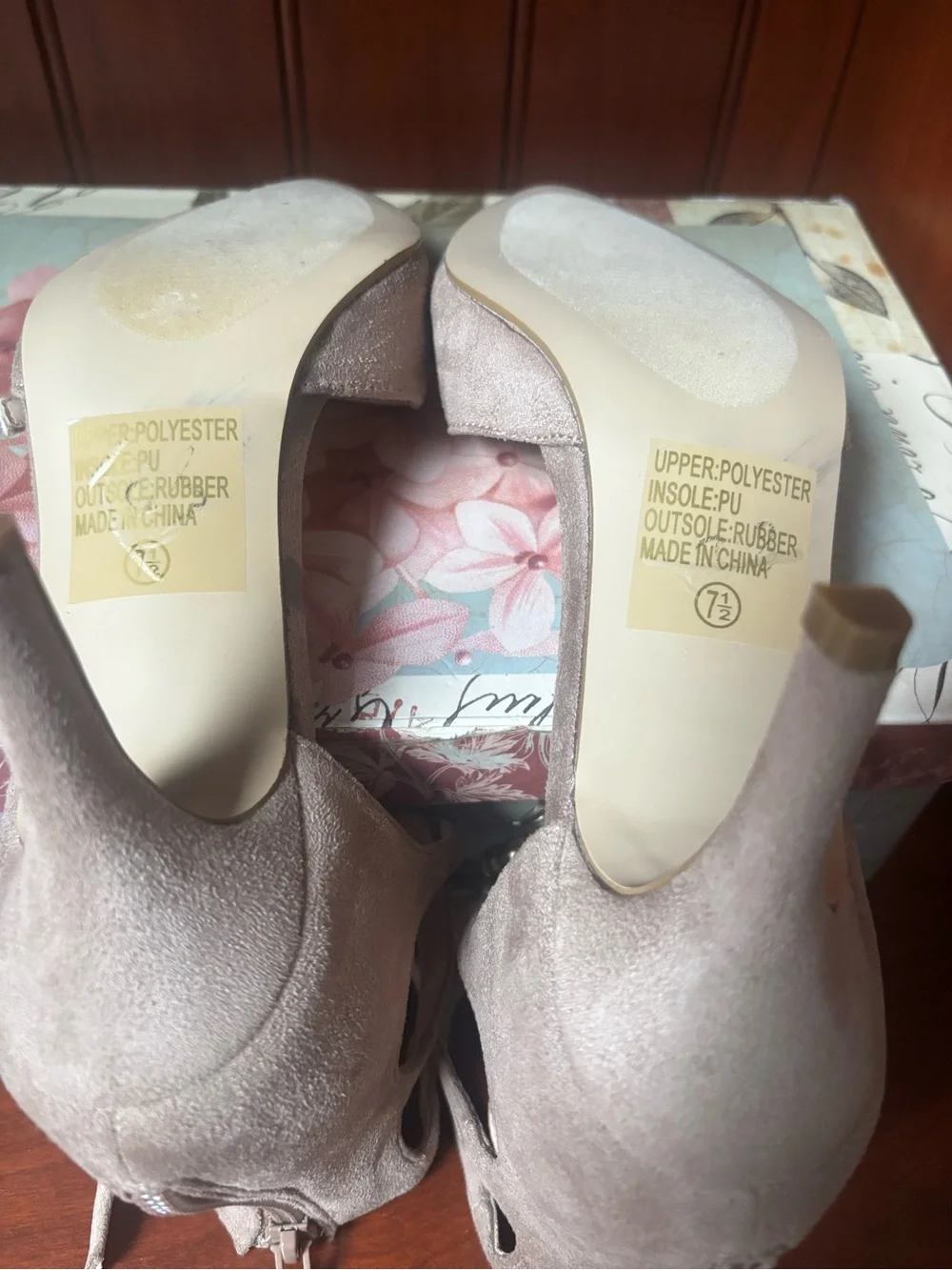 Journee Collection Lilyann Multi-Strap Pointed-Toe Pumps Soft faux suede .NWOT